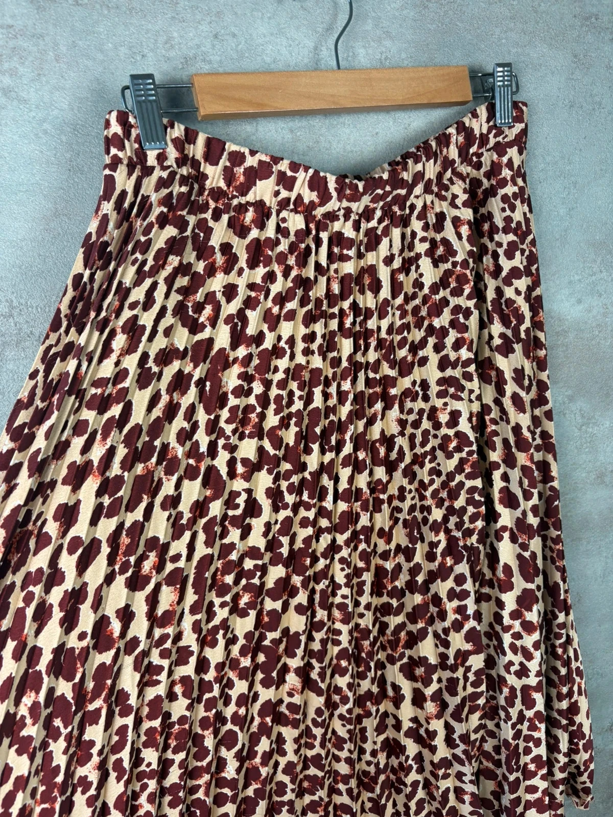 🌸 Leopard print midi skirt H&M Size 44/XXL 🌸 – photo 2